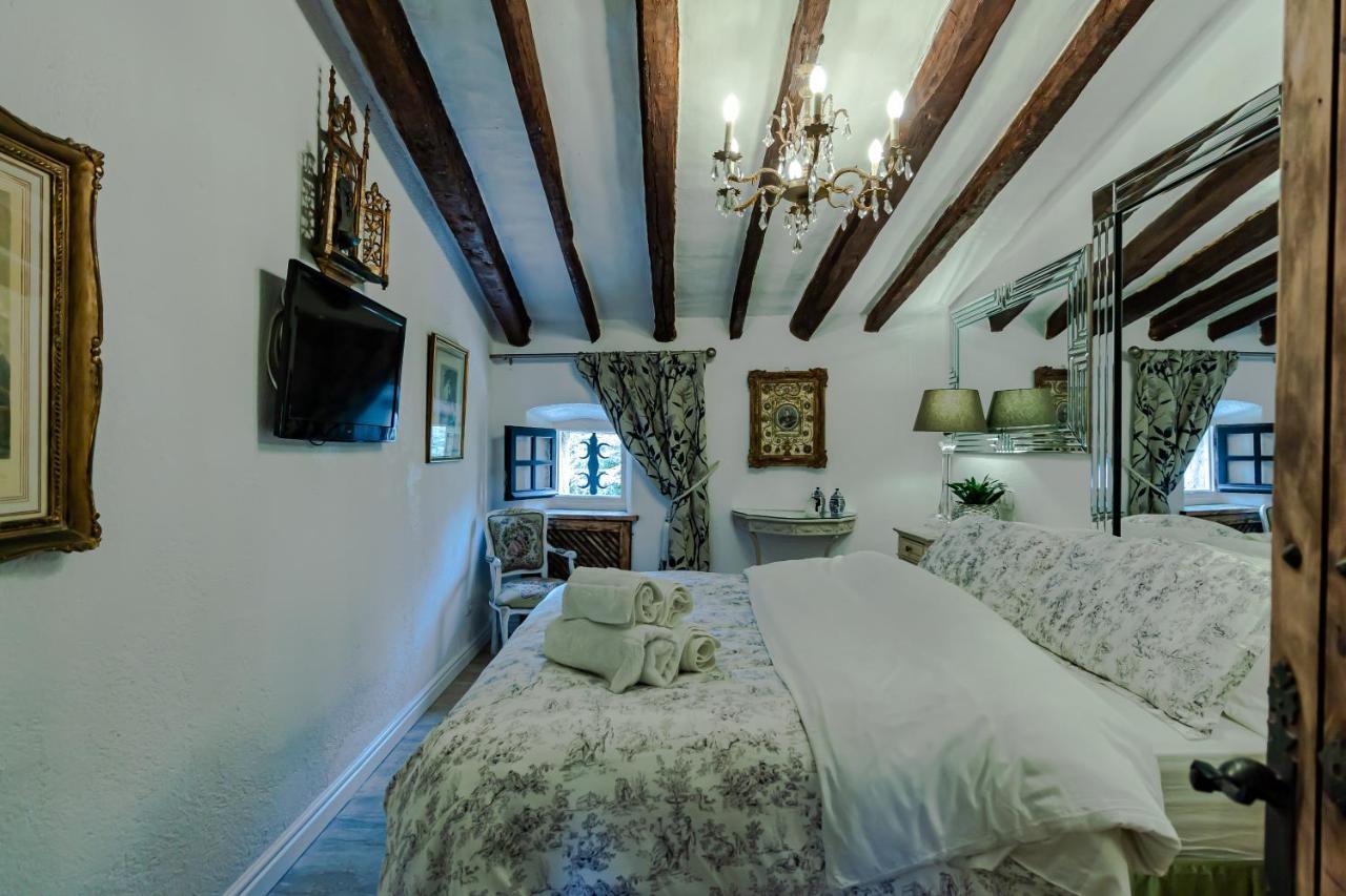 Masia Mimosa Darnius Esterno foto