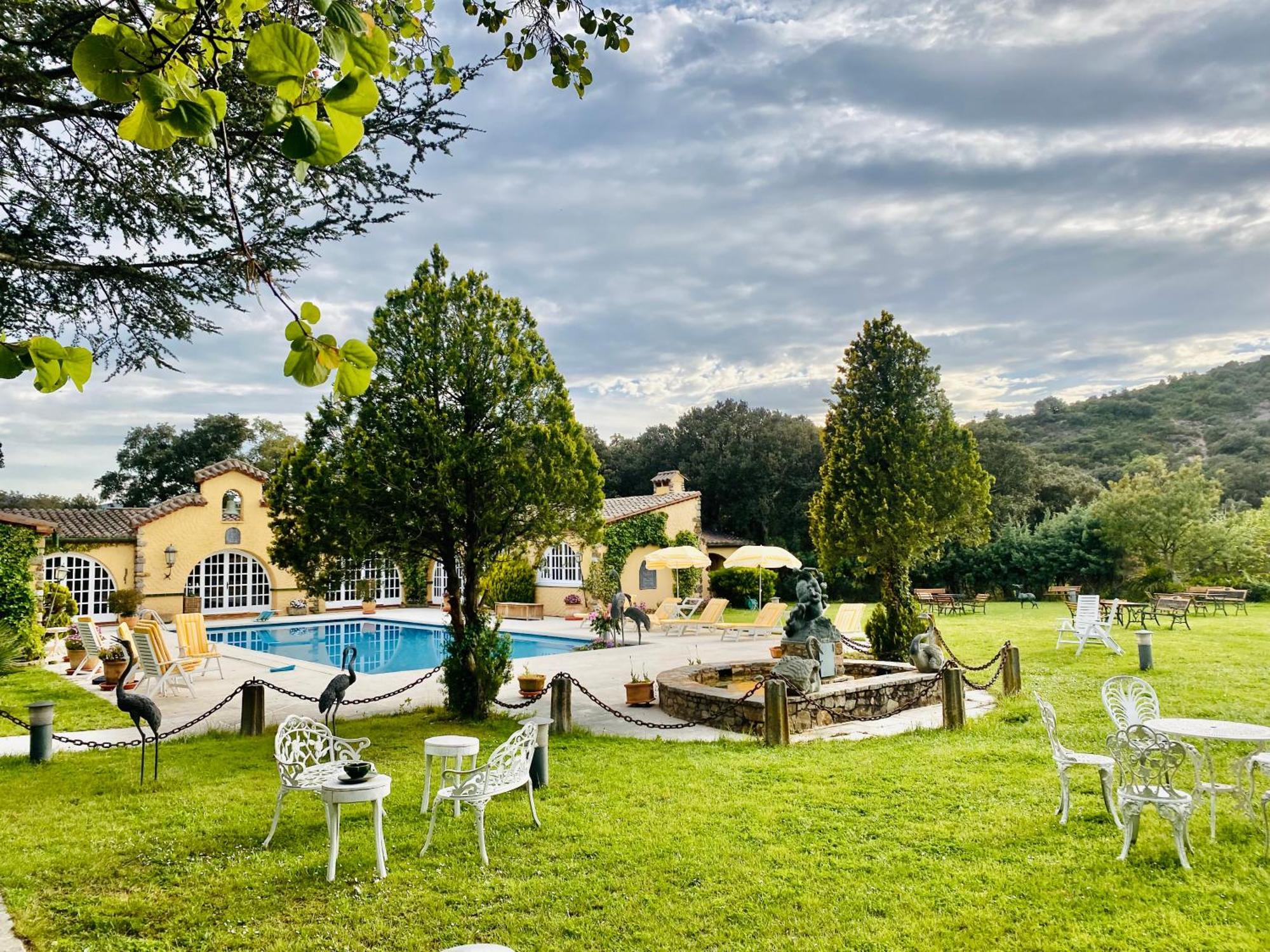 Masia Mimosa Darnius Esterno foto